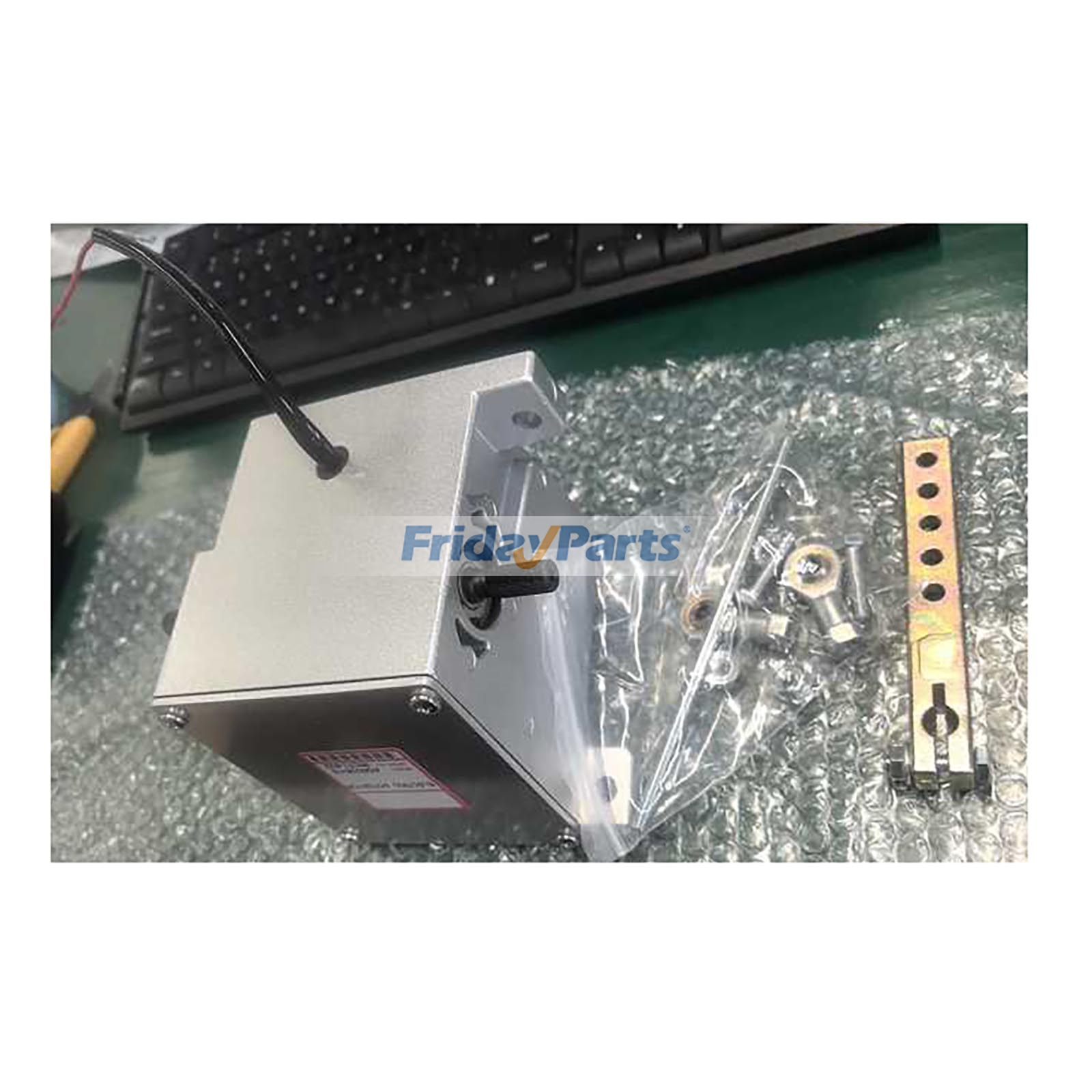 Generator Electric Universal Actuator