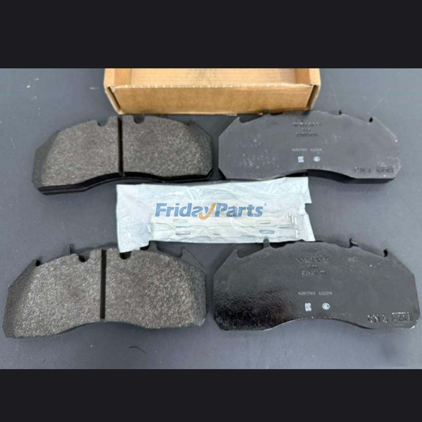 ブレーキパッドセット 24226156 ボルボ FH400 FH440 FH480 FMX330 FMX460 フォード FMAX 500用