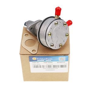 Fuel Lift Transfer Pump 15263-52030 for Kubota Engine V2203 V1502 V1100 V1902 V1702 V1500 D650 D722 D750 D850 D950 D1102 D1302 D1402