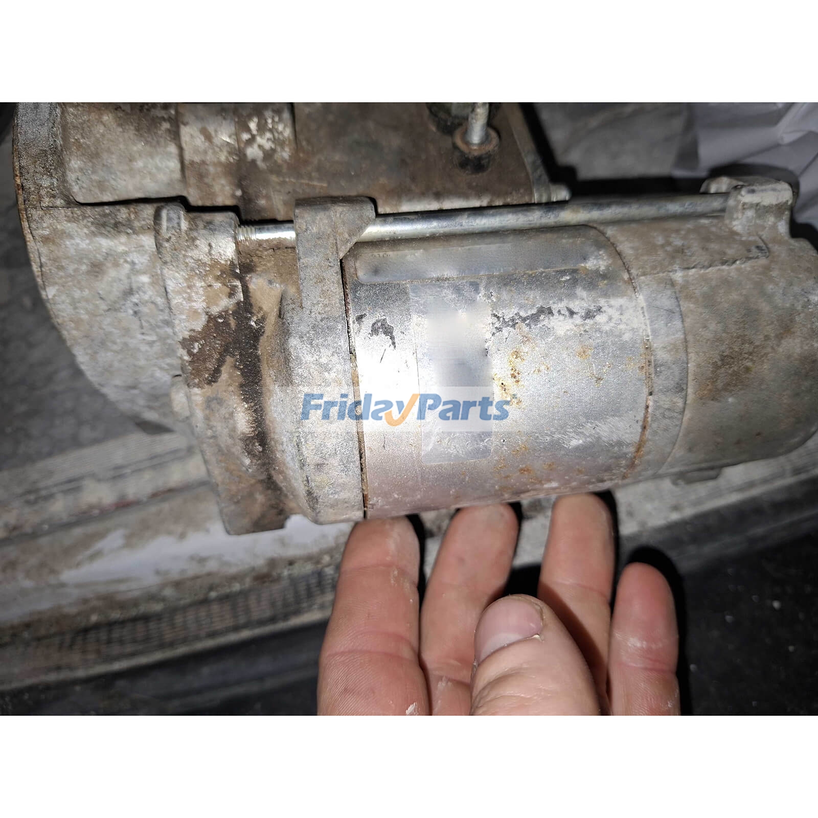 ボブキャットローダーS100用9Tスターターモーター