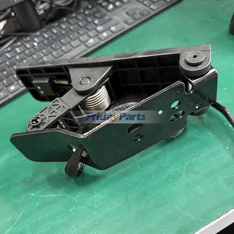 Ensemble pédale d'accélérateur FZ3-532-133 pour chariot élévateur Noblelift Electric FE3D16-20C-PM Baoli Hyundai Heli Lonking Clark