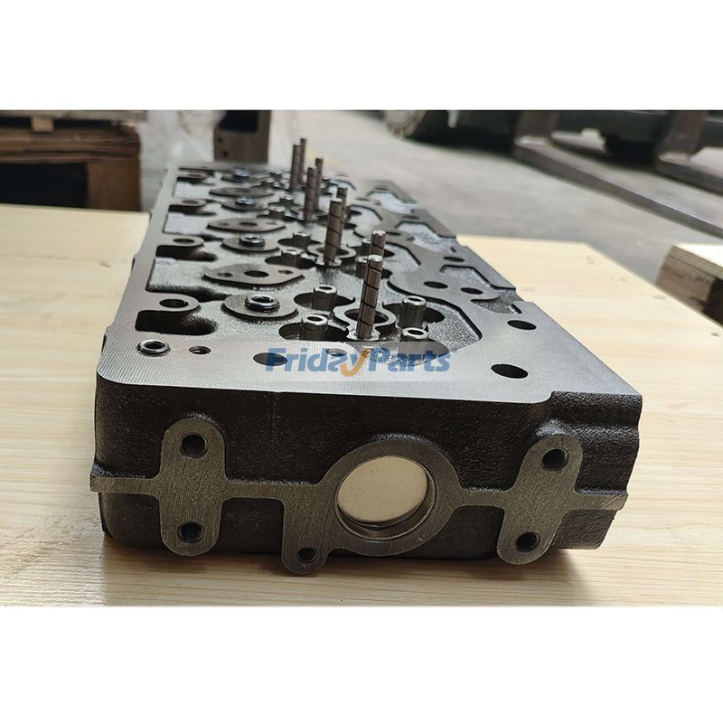 Culata desnuda YM723907-11100 para motor Komatsu S4D106 Excavadora PC110R-1 PC95R-2 PW110R-1 PW95R-2 para Excavadora Para KOMATSU FridayParts