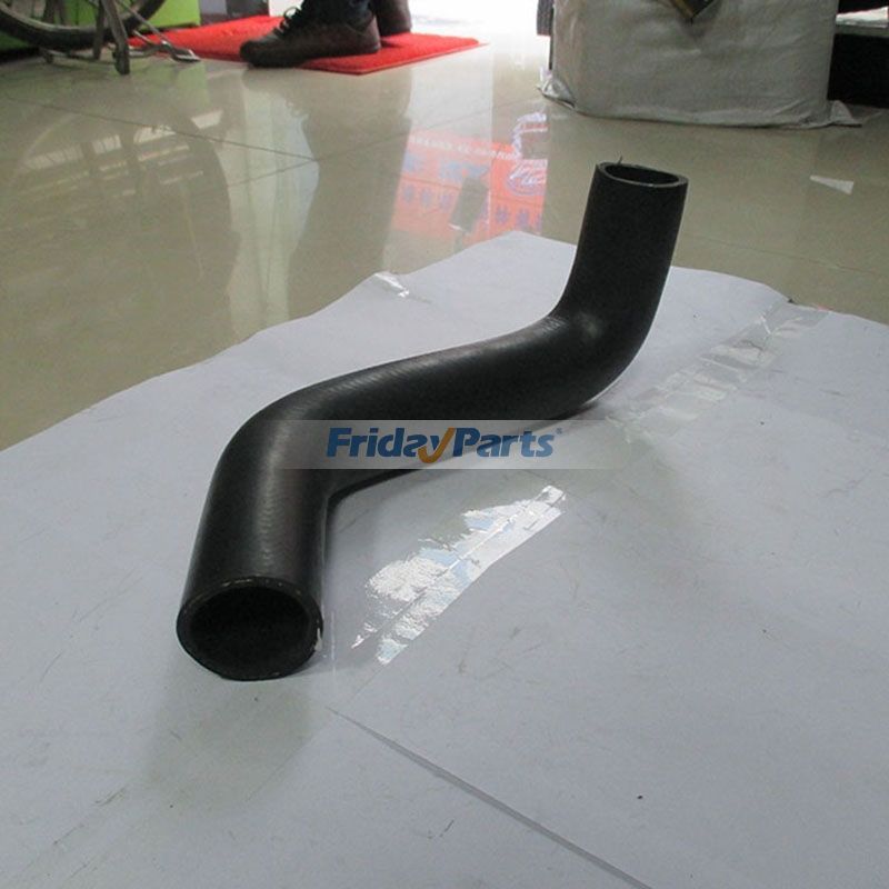 Unterer Kühlerschlauchfür Bagger