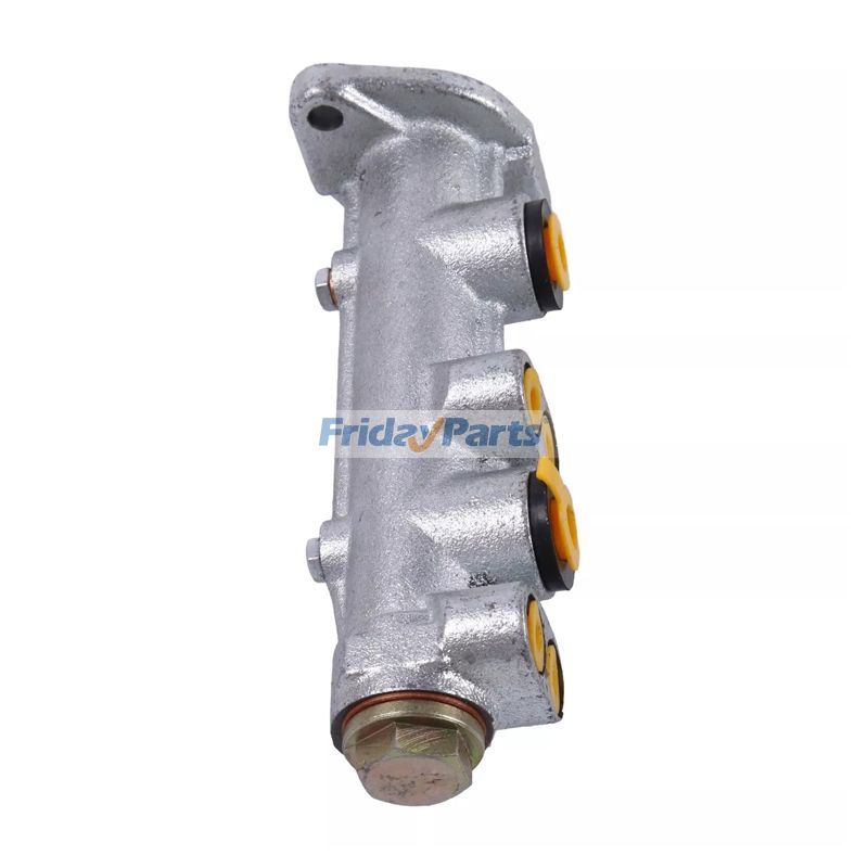 FridayPartsのブレーキマスターシリンダー