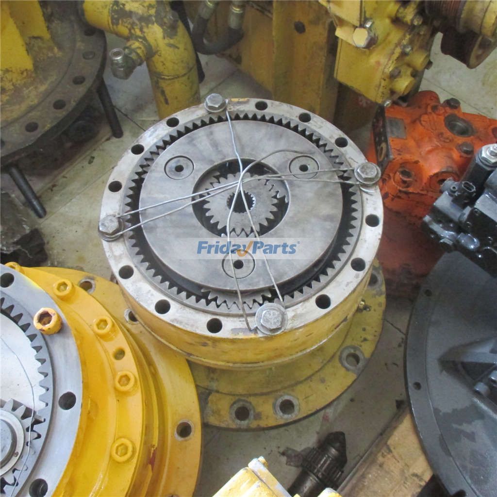 Excavator CAT 320B Swing Reduction box