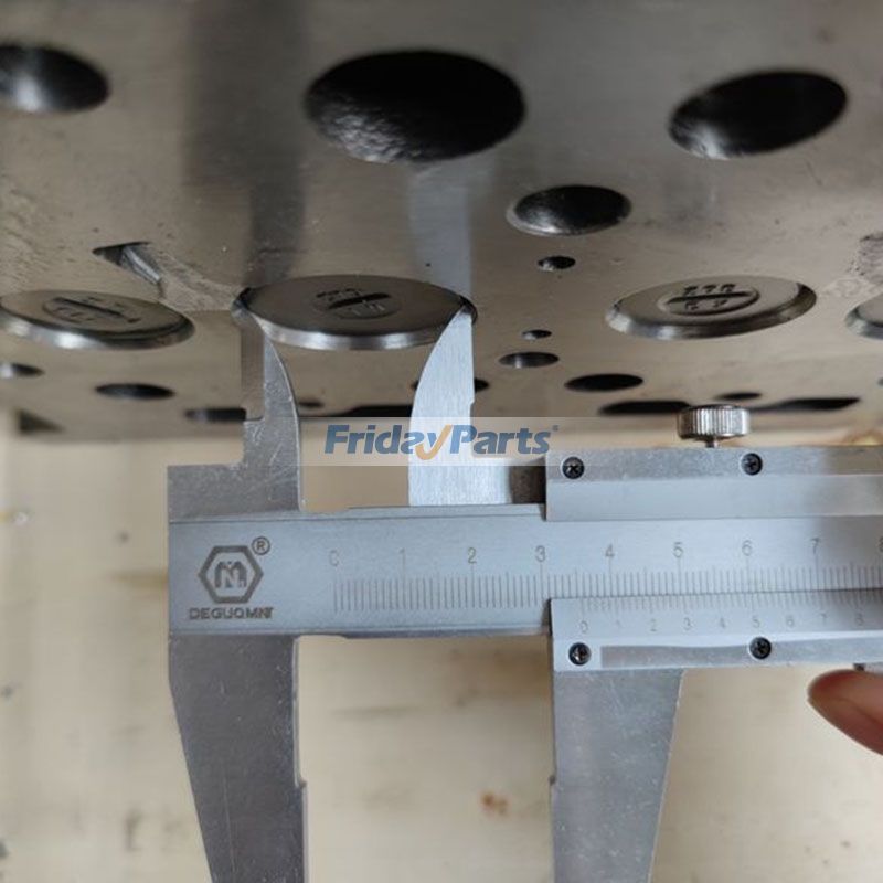 Culata completa con válvulas para motor S2200 para tractor Kubota M4000 inyección indirecta