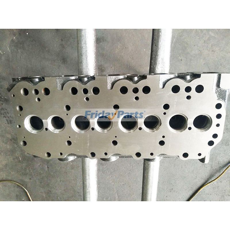 Culata completa con válvulas para motor Nissan BD25 