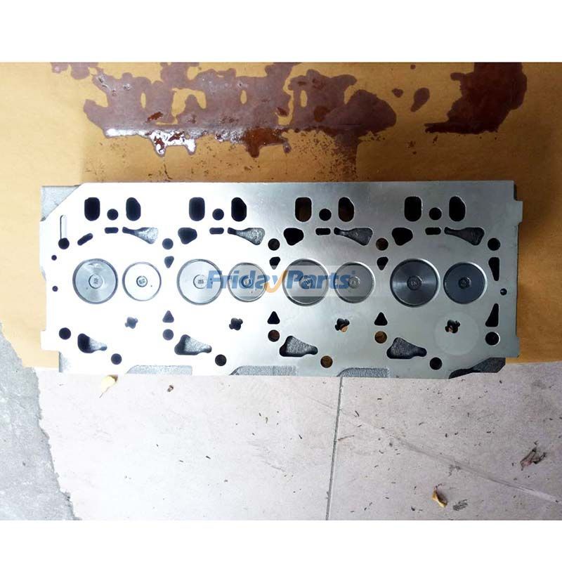 Cylinder Head Doosan Daewoo Hyundai 55W 55W-3 in Stock in China