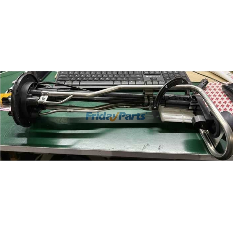 DEF Level Sensor 4097722C91 21722619044 for Cummins Engine International Truck