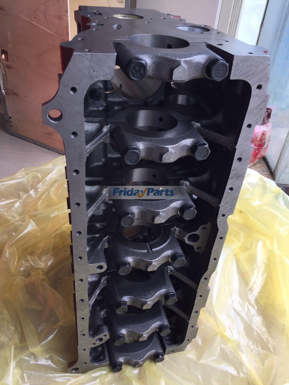 小児のエンド For Excavator Engine Isuzu 6BD1 Cylinder Block