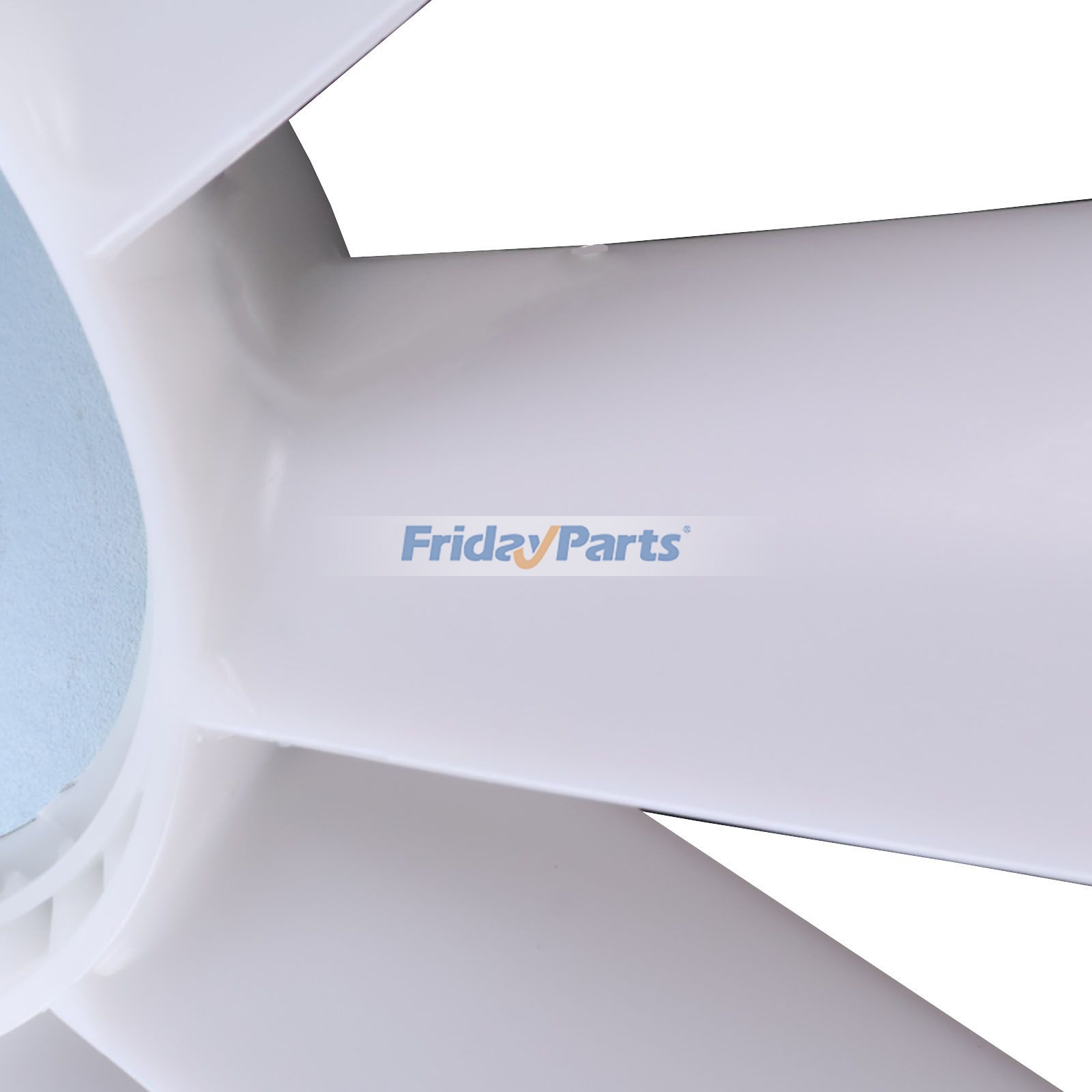 1. Performances aérodynamiques optimisées : géométrie des pales avancée pour un flux d'air maximal et une consommation d'énergie réduite. 2. Construction équilibrée avec précision : compatible avec les nacelles élévatrices JLG (moteur Deutz TCD2.9L4, modèpourPour JLG