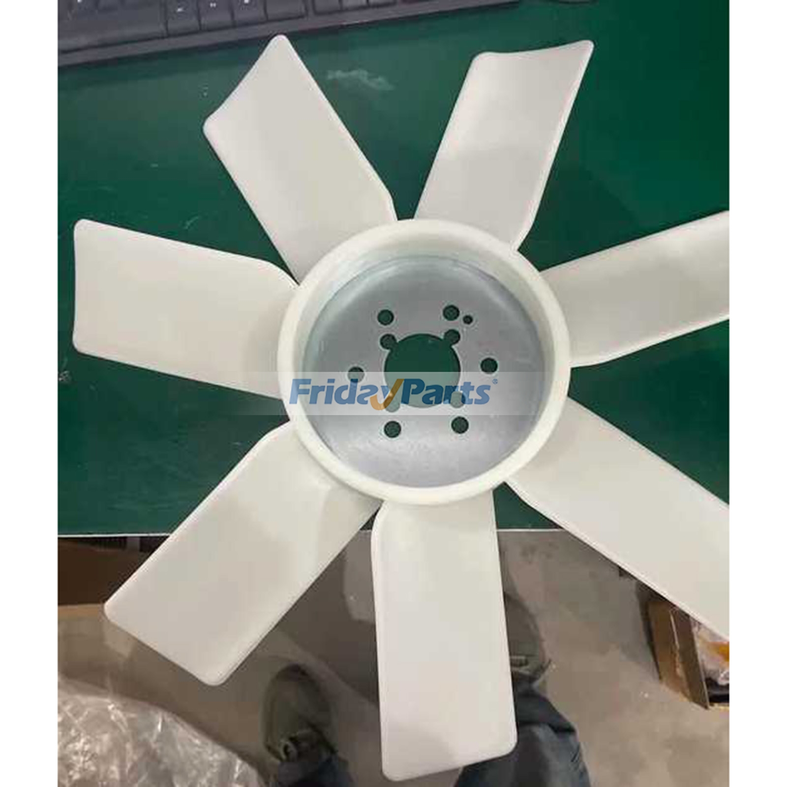 Lüfterflügel 600-623-8480 für Isuzu 6BG1 6D95 Komatsu 6D102E-1F-D1 6D102E-1F-C2 Motor Gabelstapler FD40ZT-7 FD40T-7 D45T-7 FD45T2-7