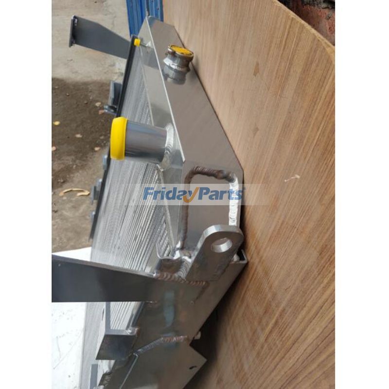 Radiateur de réservoir d'eaupour Chargeur