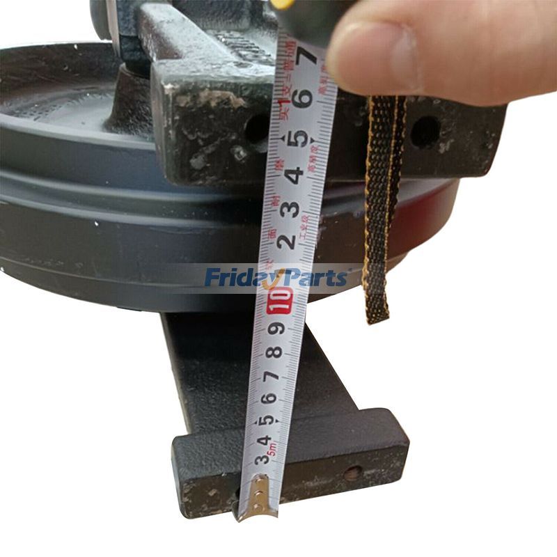 FridayPartsのフロントアイドラーローラー