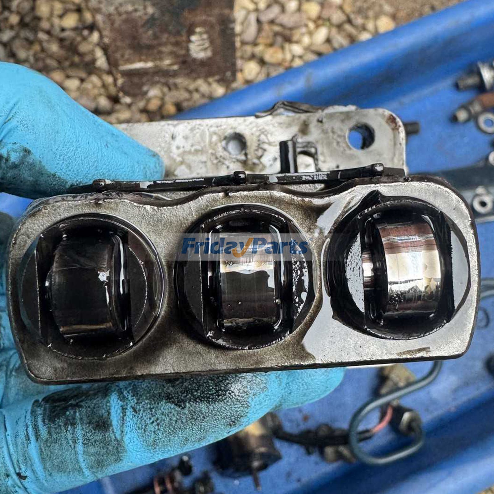 Bomba de inyección de combustible 16261-51010 para motores Kubota V1903 V2203 V2403 D1105 D1305 Tractor L4630DT L4740GST-3 L4740HST-3 de FridayParts