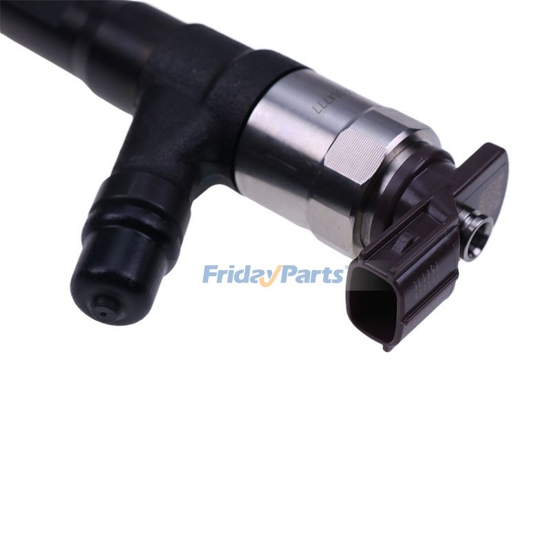 8-98030570-1 Fuel Injector For Isuzu Engine 4LE2 4LE2X Case