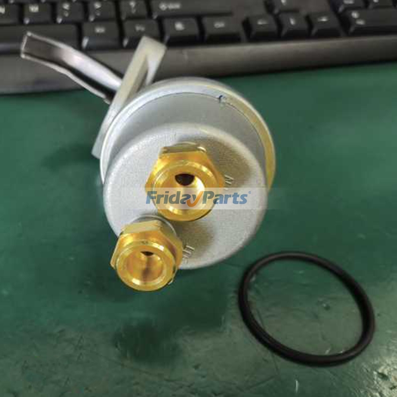 Fuel Pump 2830266 84268475 for New Holland Loader LS180.B LS185.B LS190.B L185 L180 L185 L190 B110 B115 B90B B95 C185 C190