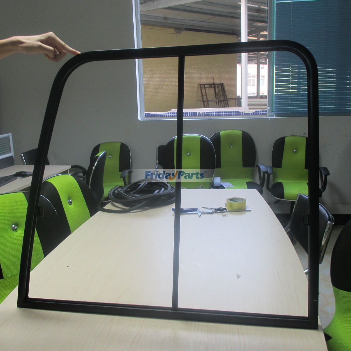 HITACHI用用HITACHI EX120-5用キャブ左ドアガラスシール