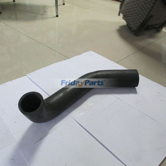 Upper Water Hose in Stock in China