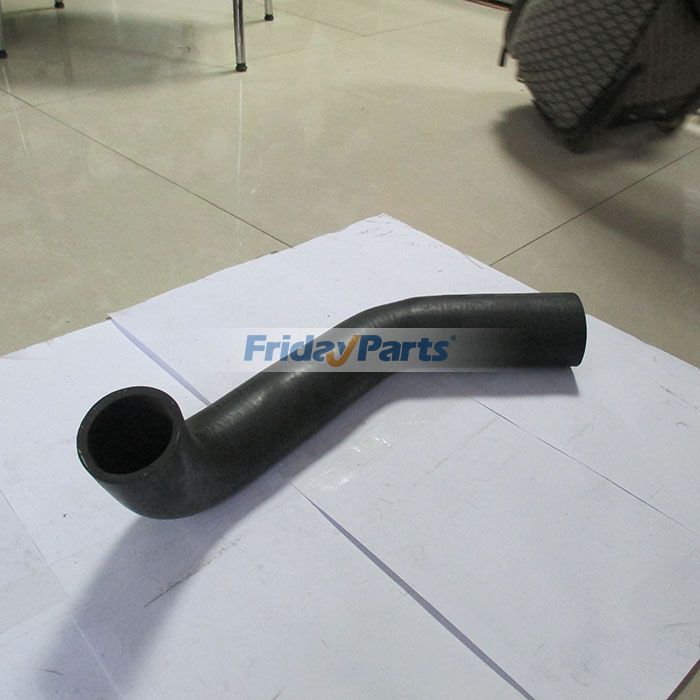 Upper Water Hose in Stock in China