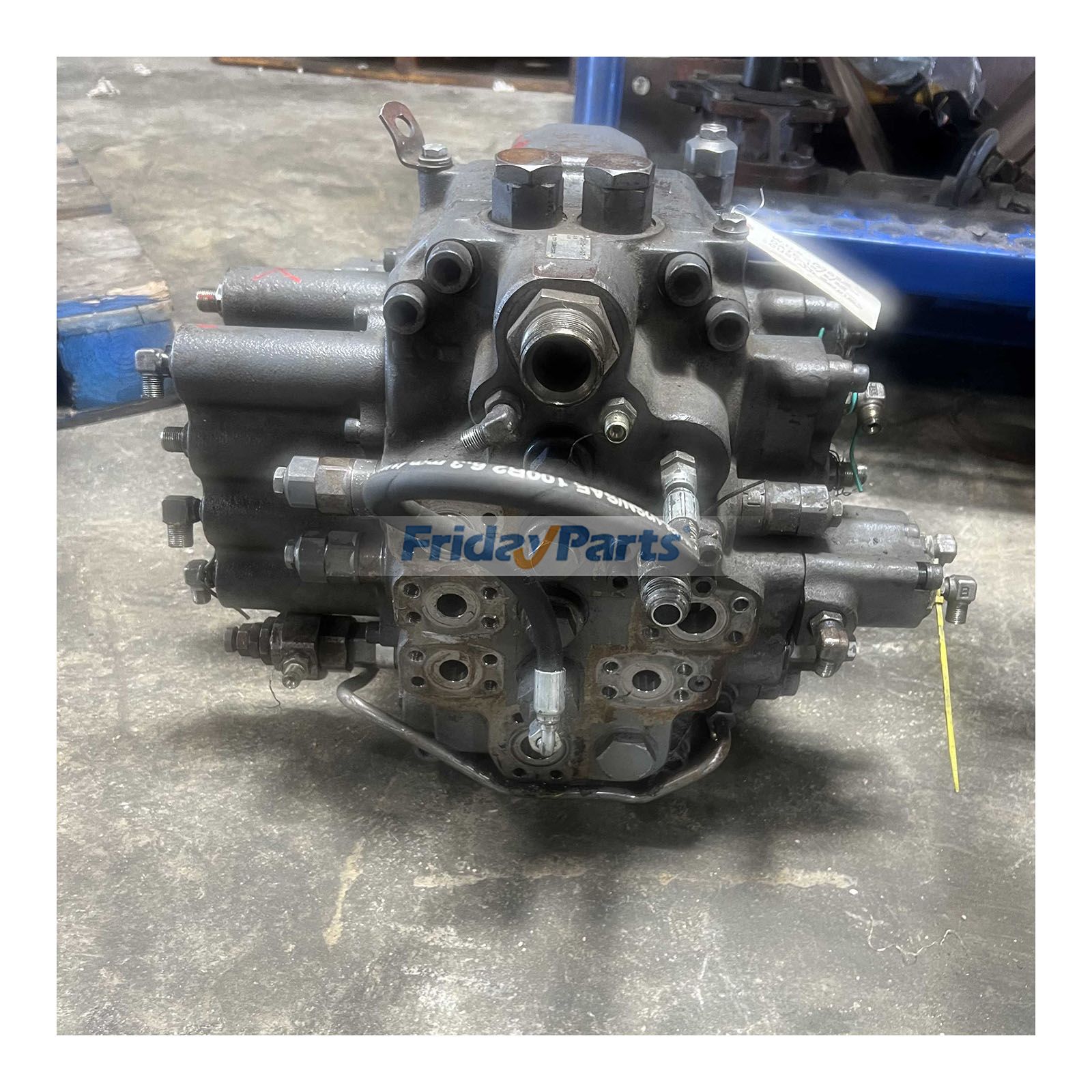 Vanne de commande hydrauliquepour Pelle