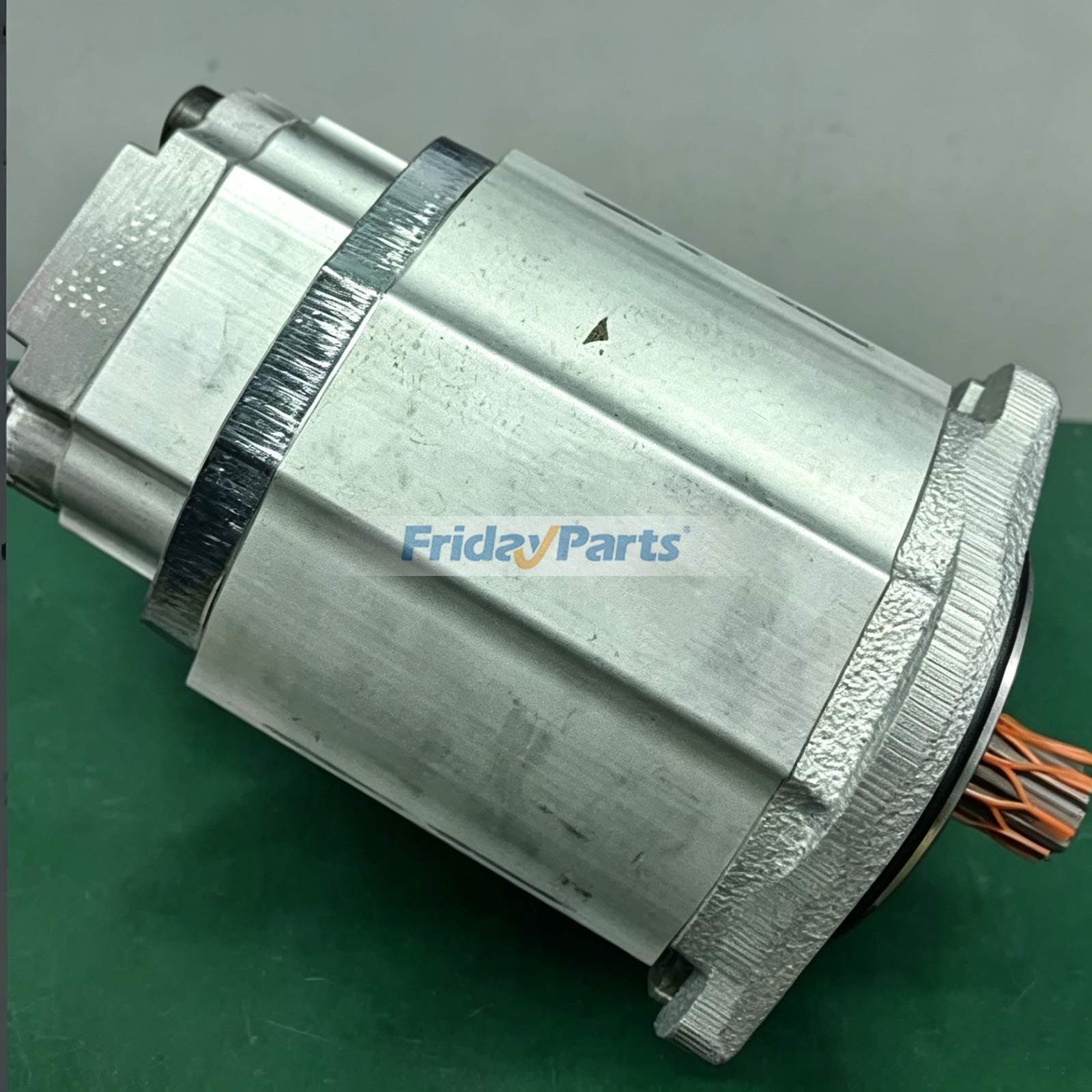Achetez Pompe hydraulique à engrenages chez FridayParts