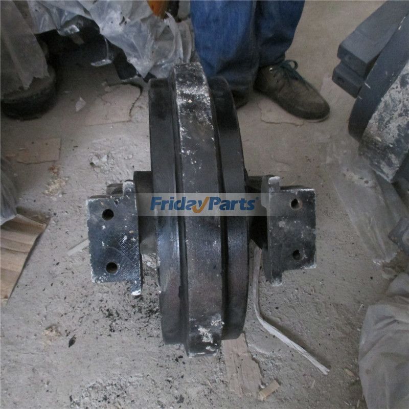 ヒュンダイ 掘削機 R55-7 R55-7A R55-9 R55-9A R60-9S R60CR-9 R60CR-9A アイドラー 81M9-13100