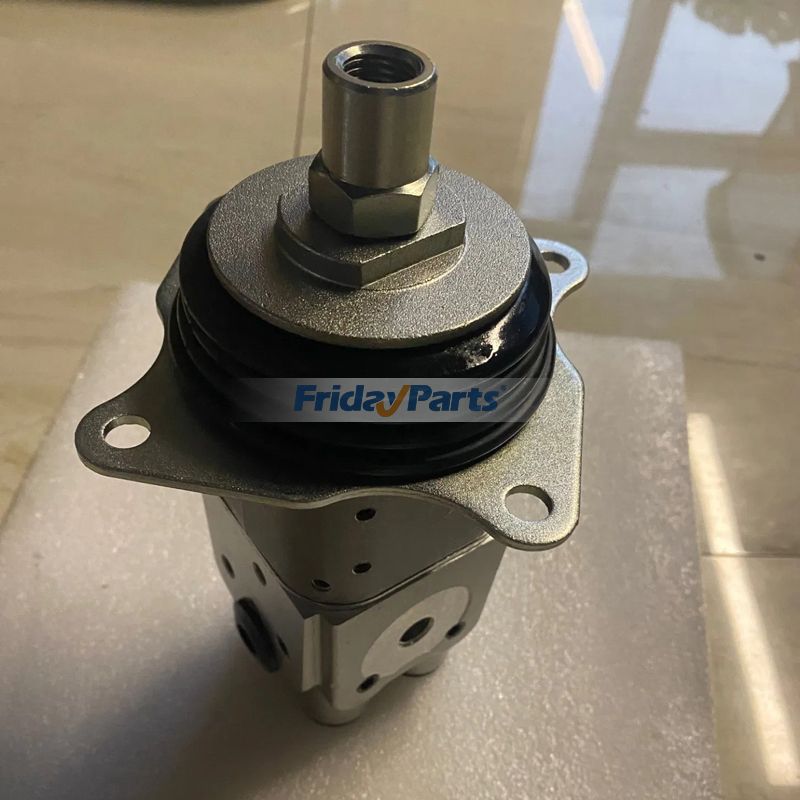 Joystick Pilot Valve 702-16-01450 702-16-01451 for Komatsu Bulldozer D155A-3 D155A-5 D155AX-3 D155AX-5