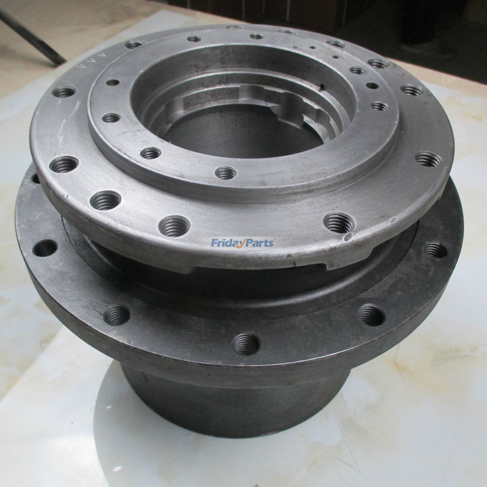 エクスカベーター トラベルモーターギアボックス