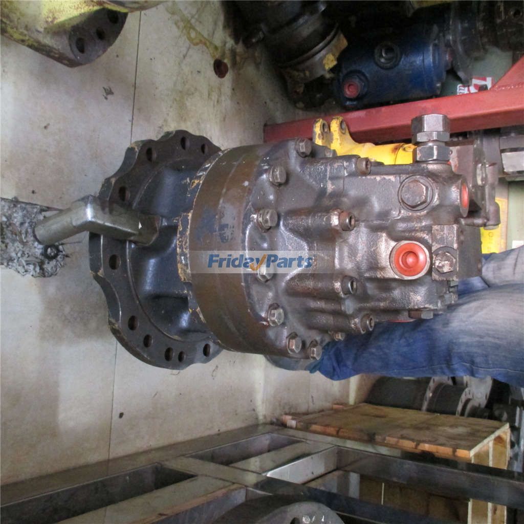 KOMATSU PC110-8 Swing Motor Assembly in Stock in China