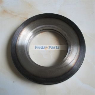 FridayPartsのKOMATSU PC120-6 垂直軸オイルシールプレート