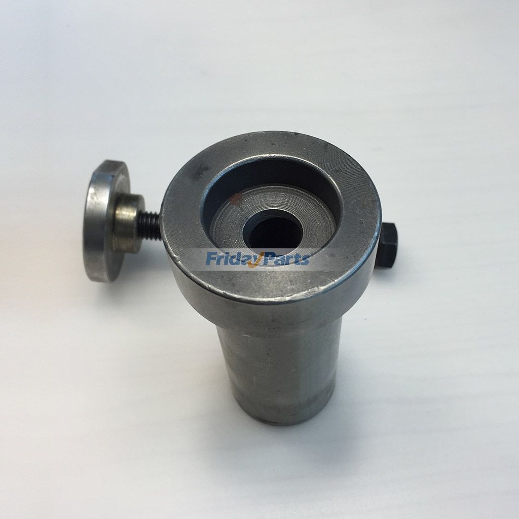 KOMATSU用用KOMATSU PC200-5 走行モーター 2級ギアピン