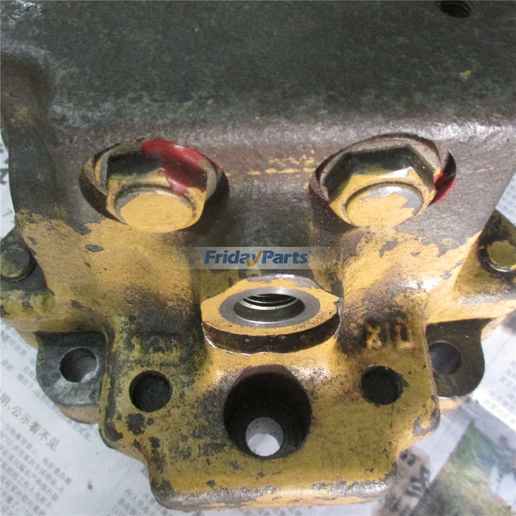 Excavator KOMATSU PC35-8 Swing Motor