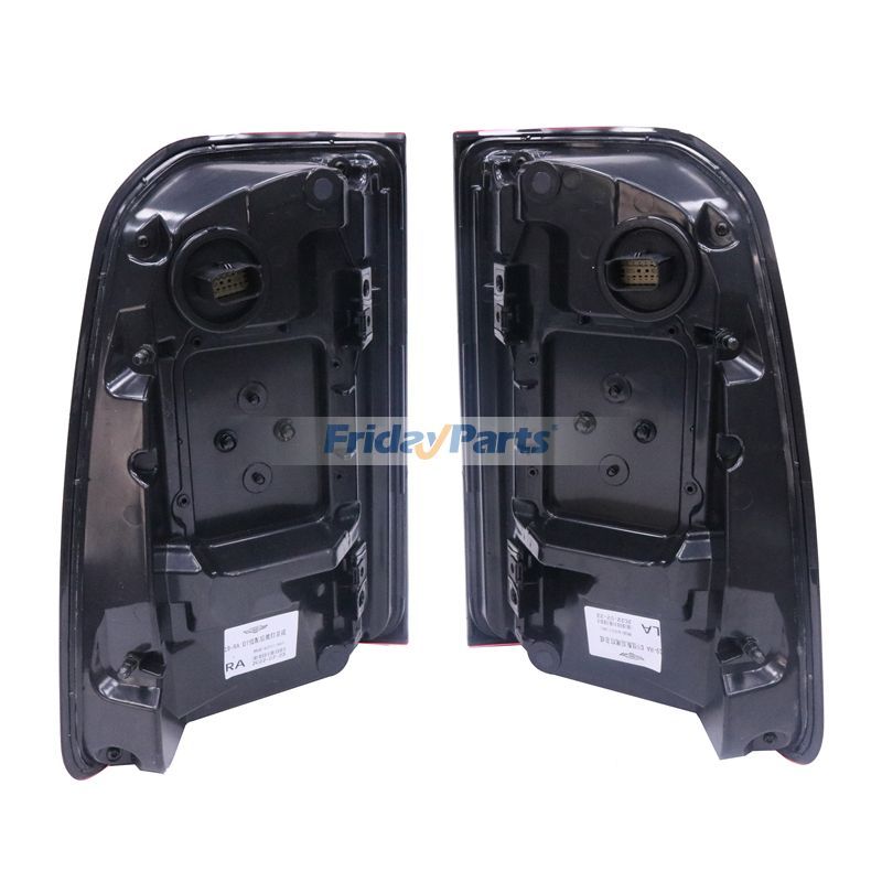 Achetez Feu arrière à LED Ram Pickup 2019-2022 chez FridayParts