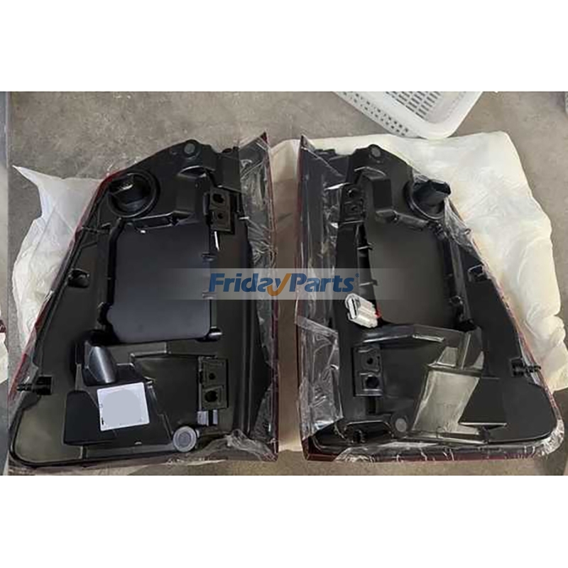 LH & RH Rückleuchte mit Totwinkelfür Fahrzeug