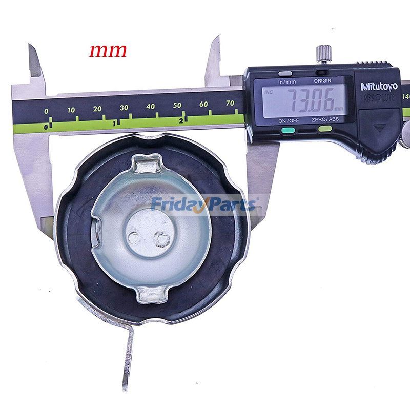 Locking Fuel Cap  for Loader