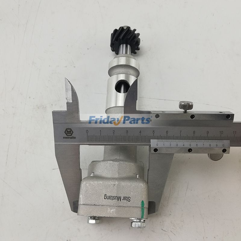 Oil Pump S4F in Stock in China