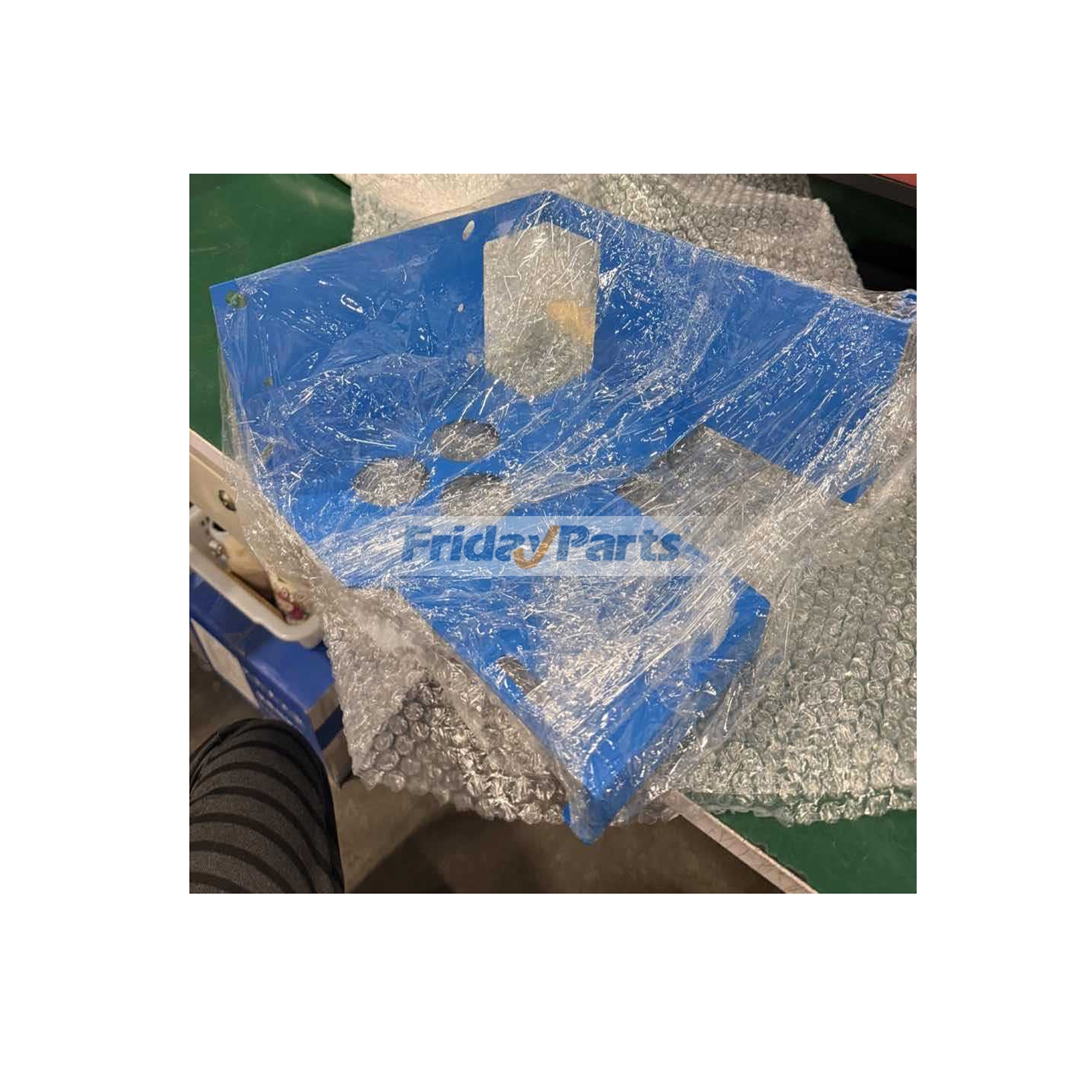PLAT CTRL Mount Weldment 124428GT for Genie GR-12 GR-15 GR-20 GRC-12