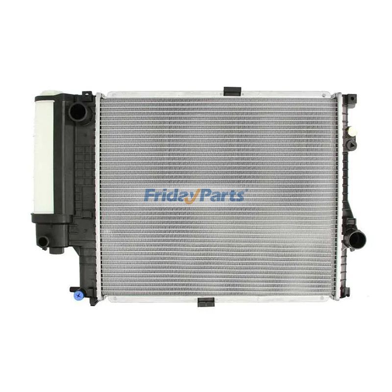 Radiator 17111427153 17111427154 for BMW 5-Series 520i E39 5er Touring