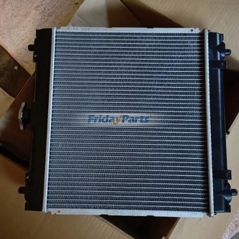 rop_175　ACEes Amazon.com: Radiator with Shroud fits Kubota 16625-72061