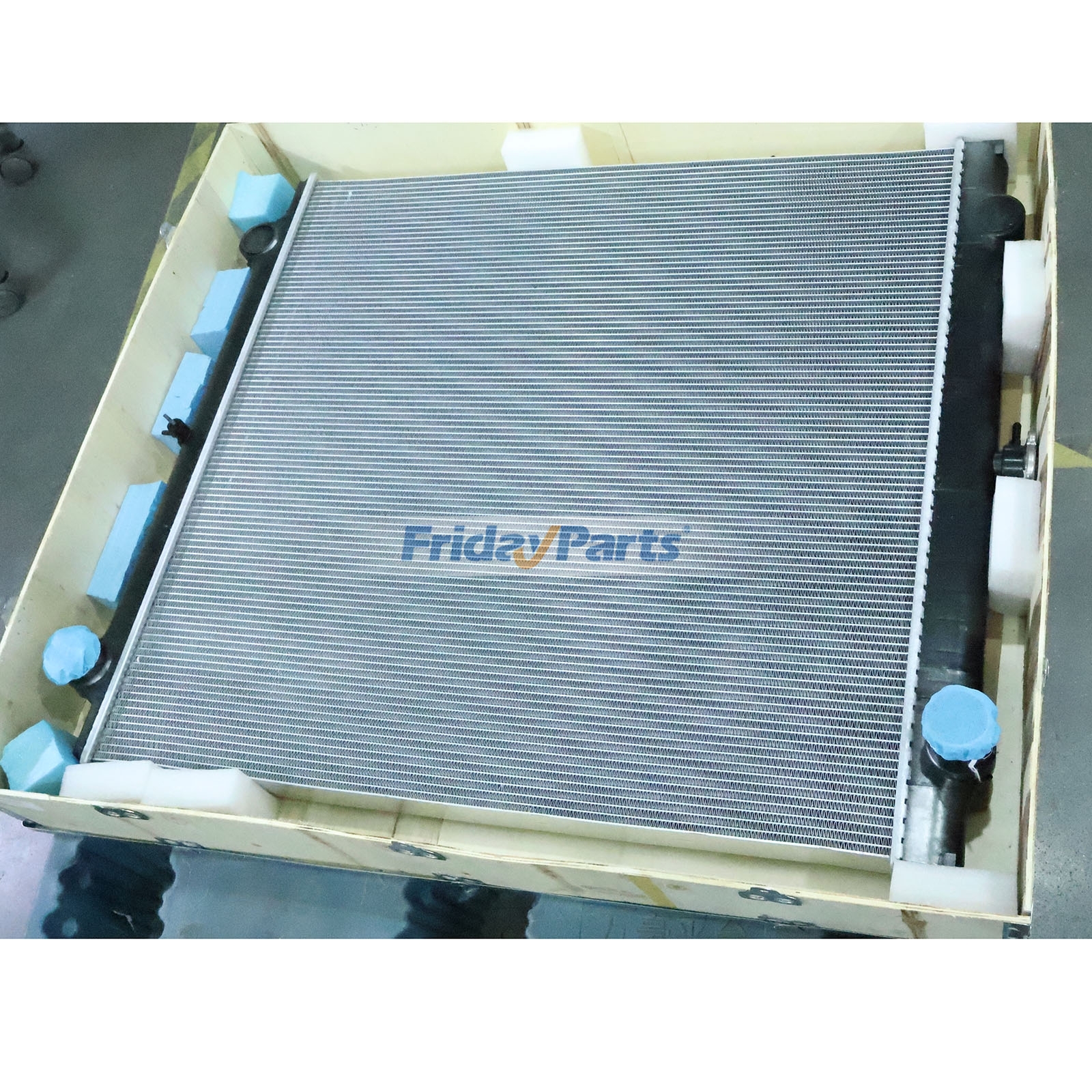 Conjunto de radiador 4424522 para Hitachi IZX200 ZX200 ZX210H ZX210K ZX210W ZX225USR ZX240-AMS ZX240-HCME de FridayParts