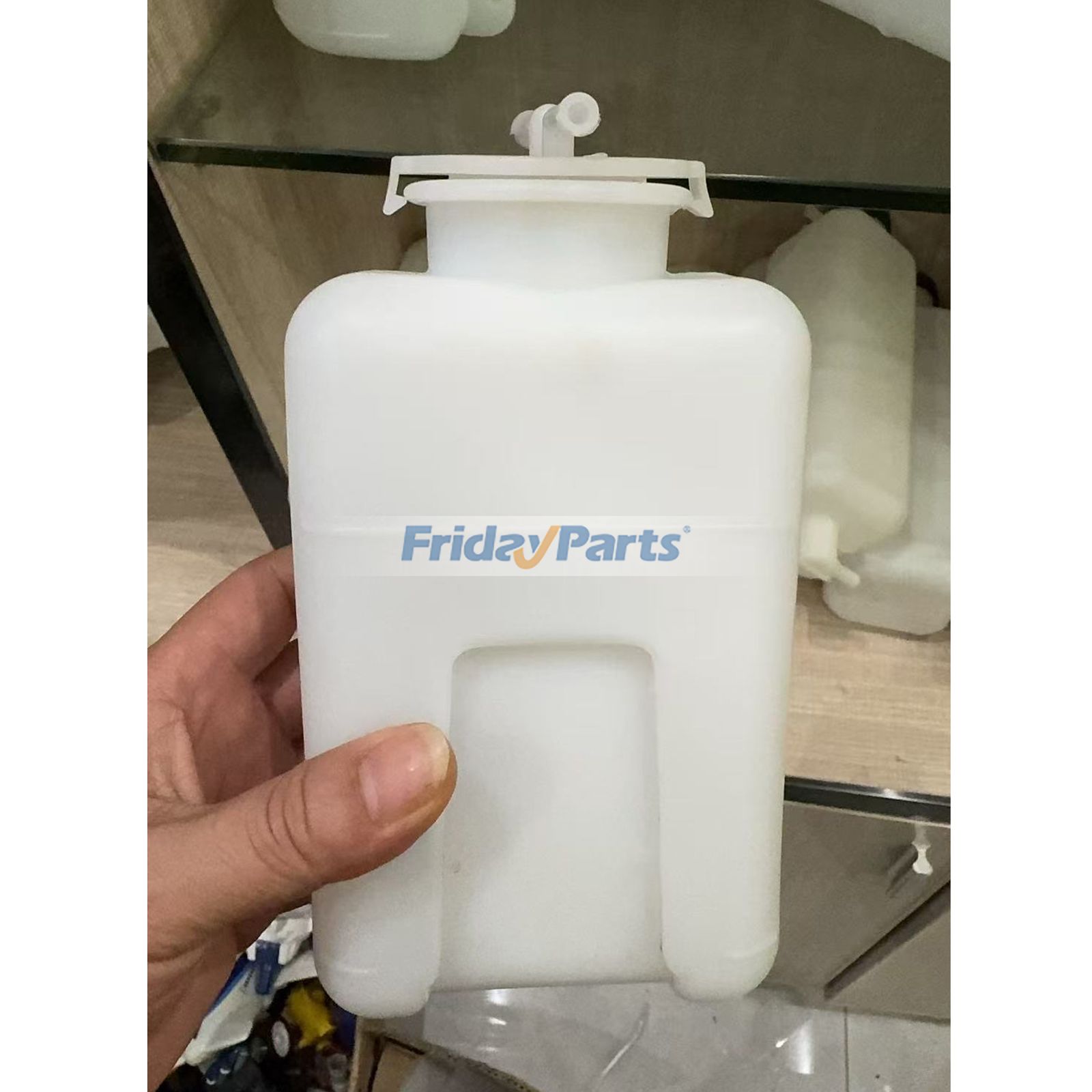 Reserve Tank RA021-42400 for Kubota Excavator K008-3 K008-5 U10-3 U10-5