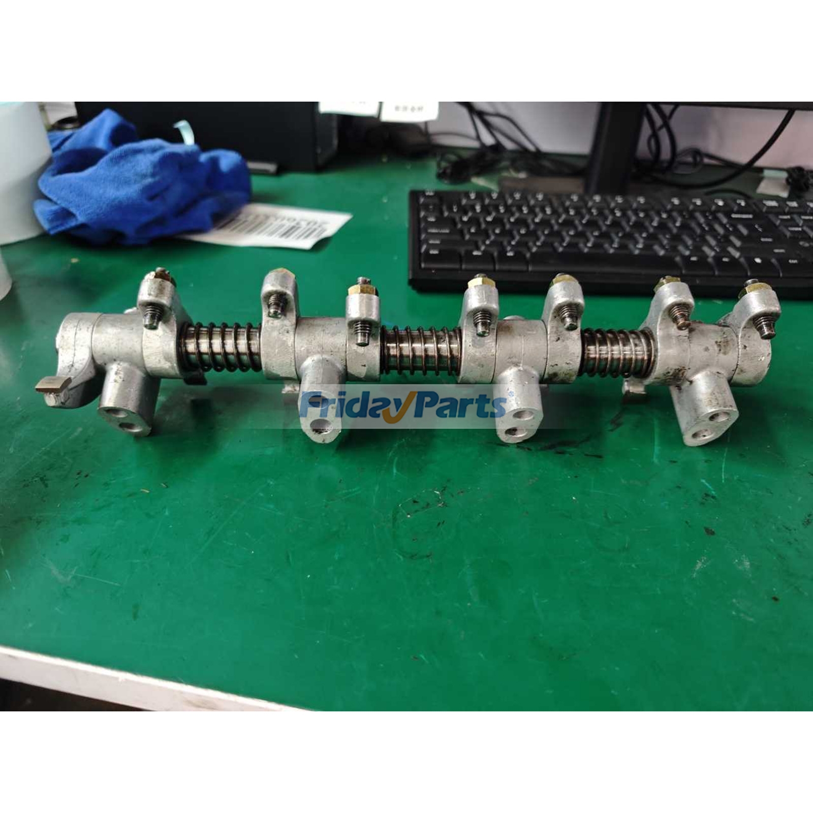 Conjunto de balancín para motor Mitsubishi S4L2 