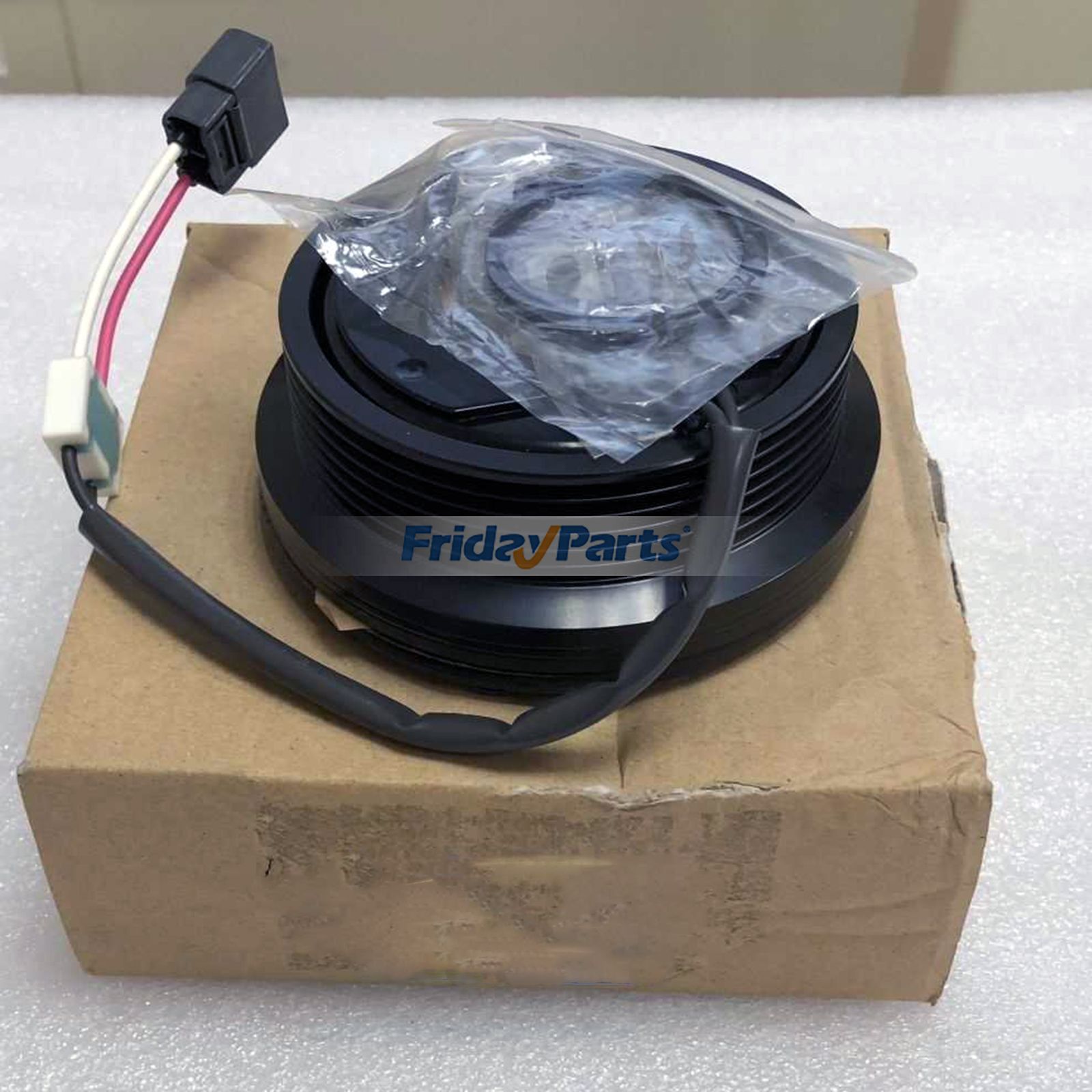 ボルボ・ペンタ マリンエンジン D4-225 D4-260 D4-180 用ソレノイドクラッチ 3581724