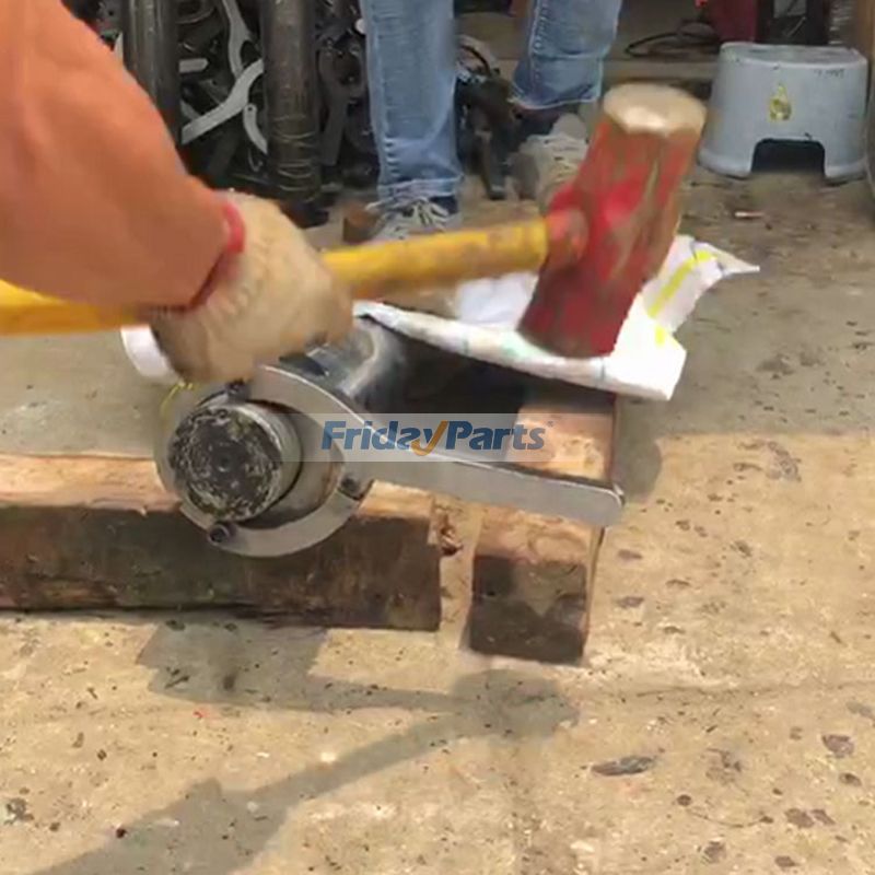 Clé à piston de changement spécial pour toutes les marques d'excavatrices de poids 3T-60TpourPour CAT,Pour HITACHI,Pour KOMATSU,Pour AUTRE MARQUE