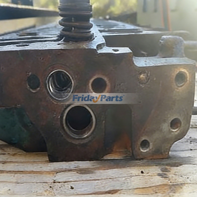 Engine,Excavator L06 2V Complete Cylinder Head with Valves