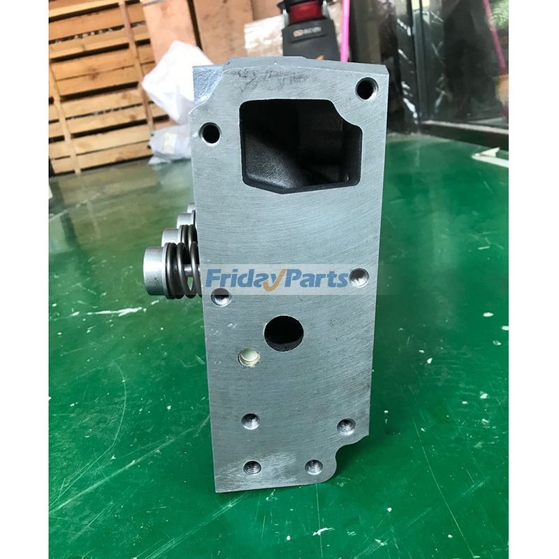 TCD2012 L06 2V Complete Cylinder Head with Valves for Deutz Engine