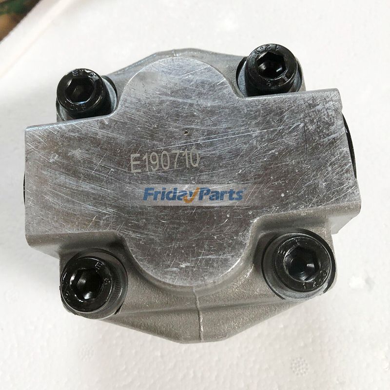 Uchida Rexroth A10VD43 Gear Pumperpillar CAT for Excavator