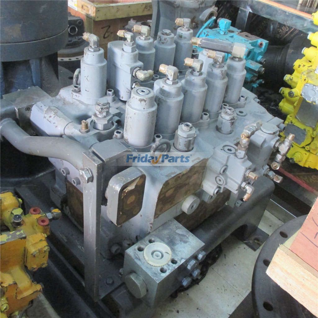Volvo 掘削機 EC460 メインコントロールバルブアセンブリ用