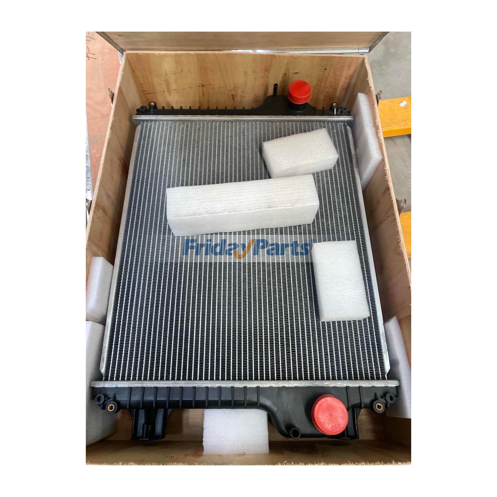 Water Tank Radiator 87574213 84485110 for New Holland Tractor T6.140 T6.150 T6.155 T6.160 T6020 T6040 T6050 T6060 T6070
